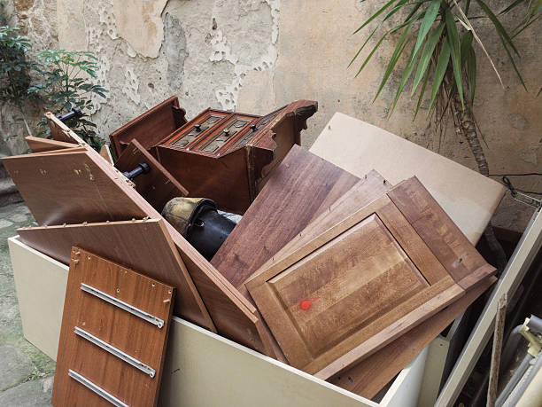Best Mattress Disposal  in Marine City, MI